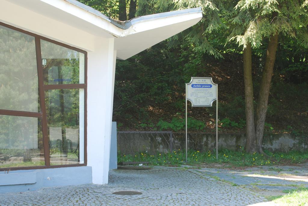 Penzion Diana Teplice nad Becvou Exterior photo