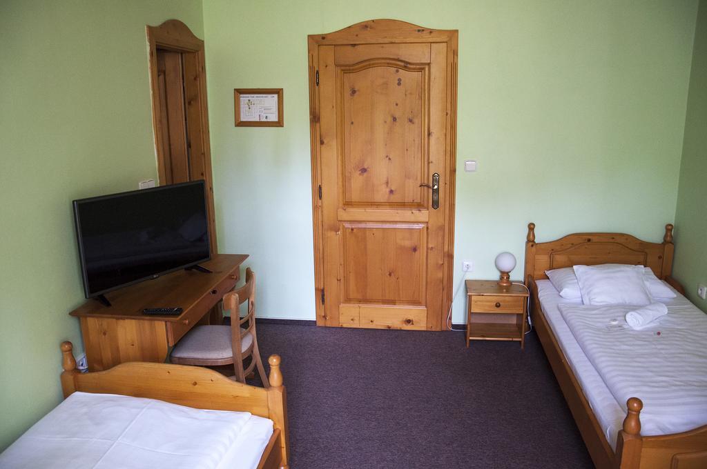 Penzion Diana Teplice nad Becvou Exterior photo